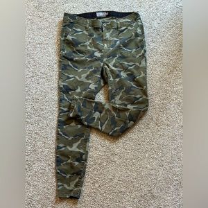 Torrid Camo style skinny jeans size 14